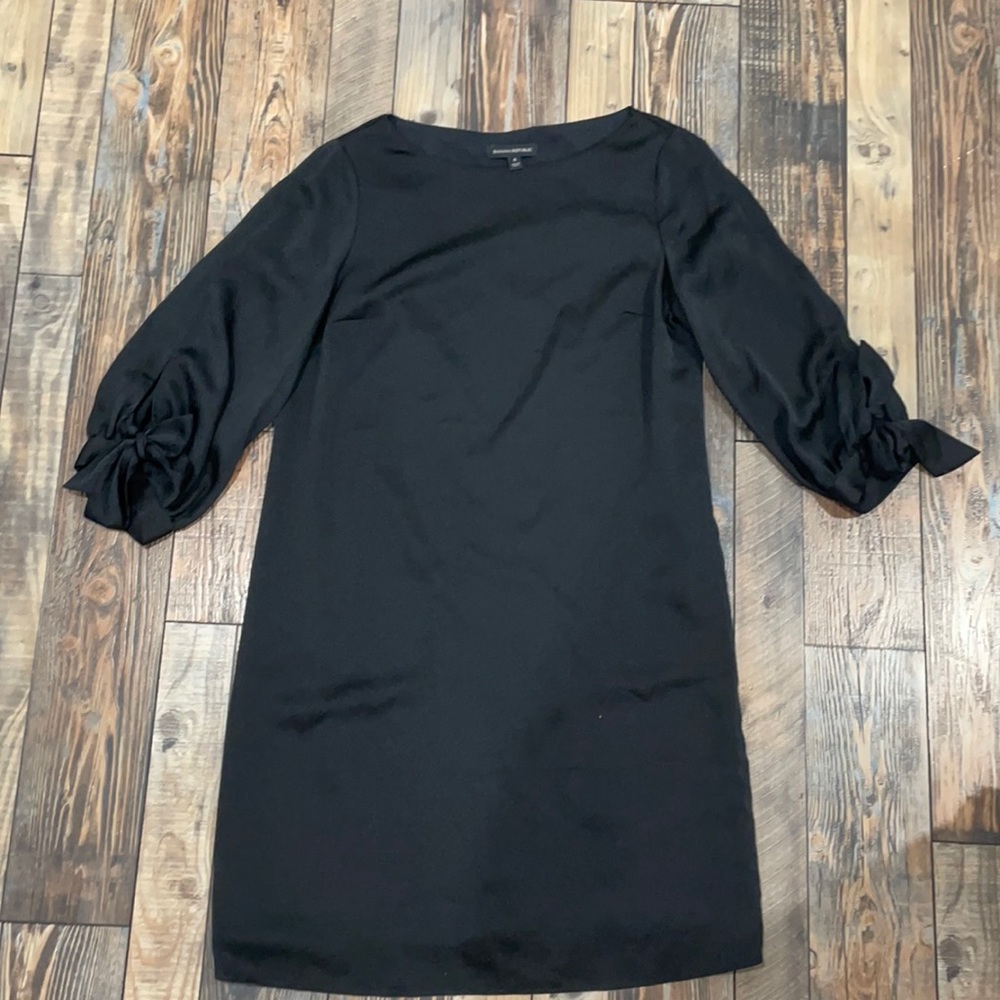 Women’s black dress from banana republic